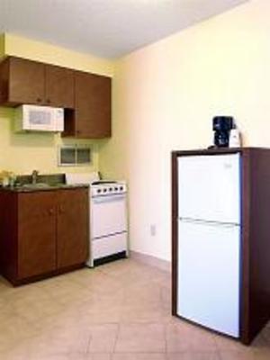 фото отеля BEST WESTERN Aku Tiki Inn
