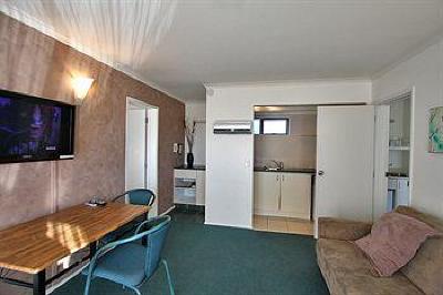 фото отеля Accolade Lodge Motel