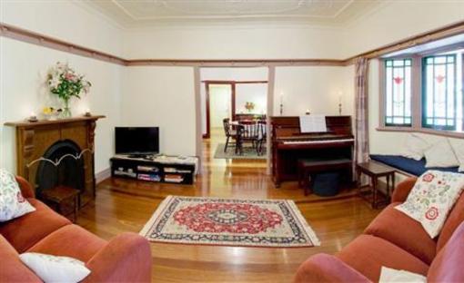 фото отеля Rosevale House