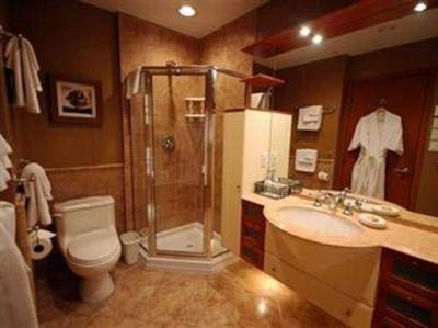 фото отеля Whistler Alpine Chalet Retreat & Wellness