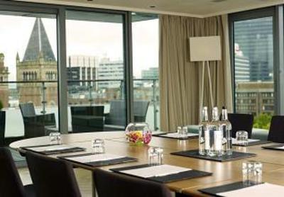 фото отеля DoubleTree by Hilton Manchester Piccadilly