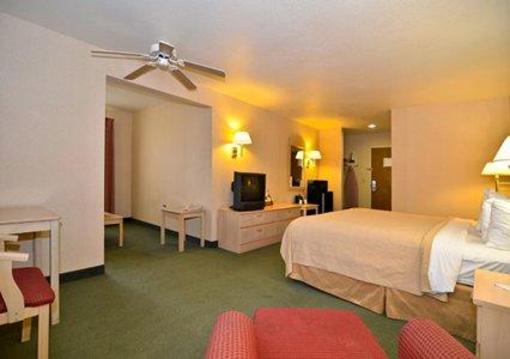 фото отеля Quality Inn & Suites Weed
