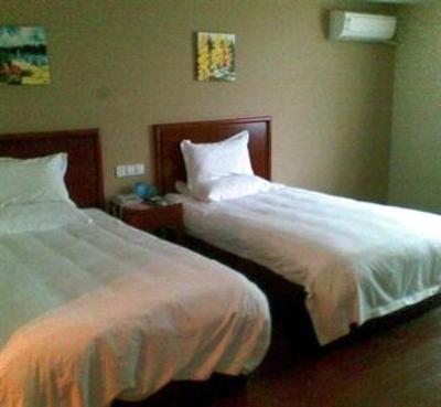фото отеля Green Tree Inn (Nantong Hongming Plaza)