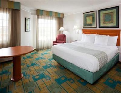 фото отеля La Quinta Inn & Suites Austin Mopac North