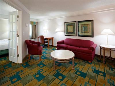 фото отеля La Quinta Inn & Suites Austin Mopac North