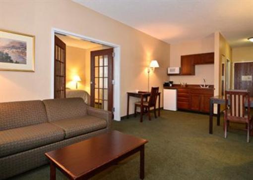 фото отеля Comfort Suites Twinsburg