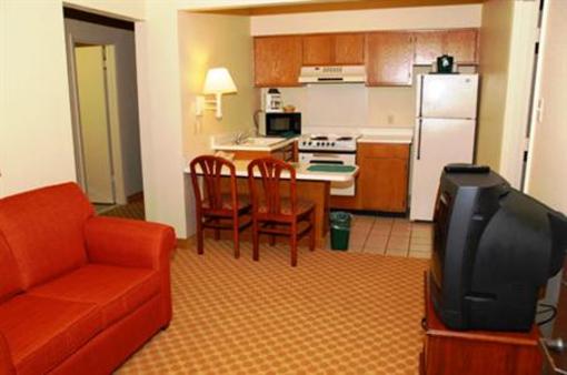 фото отеля Econo Lodge Inn & Suites Arlington (Texas)