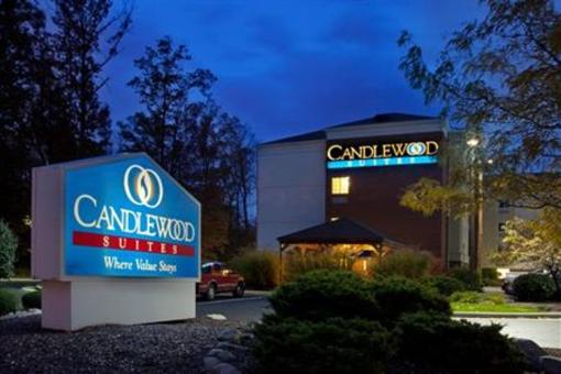 фото отеля Candlewood Suites Cleveland North Olmstead
