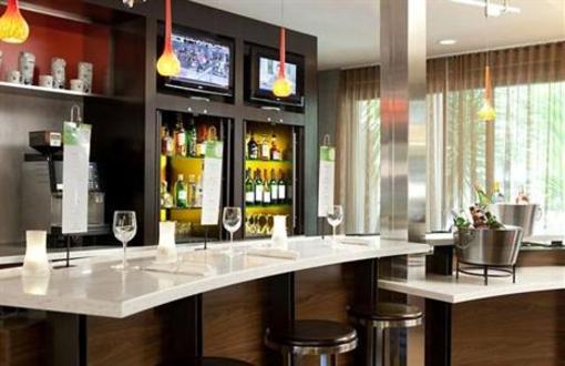 фото отеля Courtyard by Marriott Pleasanton