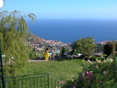 фото отеля Vila Afonso Hotel Camara de Lobos