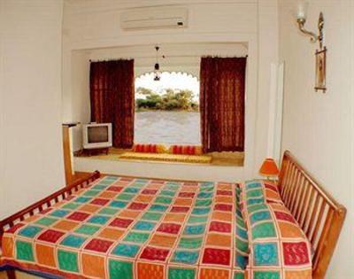 фото отеля Natural Hotel Udaipur
