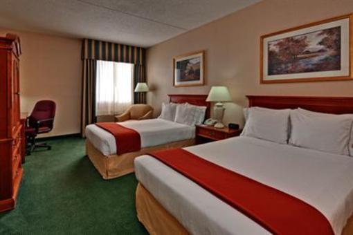 фото отеля Holiday Inn Express Warren