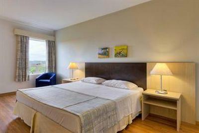 фото отеля Tulip Inn Santa Felicidade