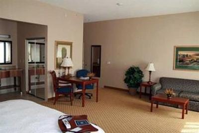 фото отеля Pittsburg Hampton Inn and Suites