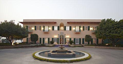 фото отеля Gateway Hotel Ramgarh Lodge Jaipur