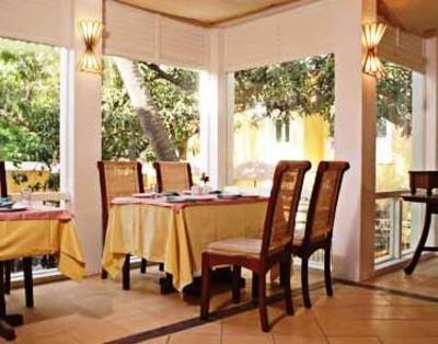 фото отеля Hotel Du Parc Pondicherry