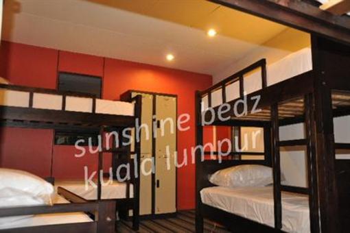 фото отеля Sunshine Bedz KL