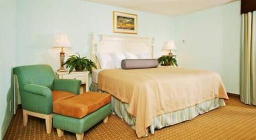 фото отеля Best Western Plus Carolinian Oceanfront Inn and Suites