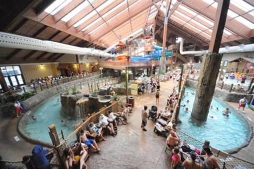 фото отеля Six Flags Great Escape Lodge & Indoor Waterpark