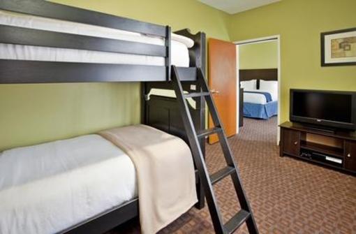 фото отеля Holiday Inn Express Hotel & Suites Pryor