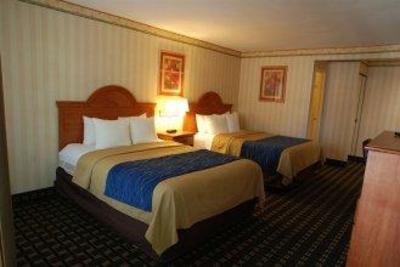 фото отеля Comfort Inn Maingate Anaheim