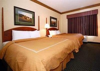 фото отеля Comfort Suites Milwaukee Airport Oak Creek