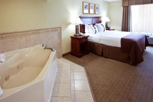 фото отеля Holiday Inn Hotel & Suites Lake City
