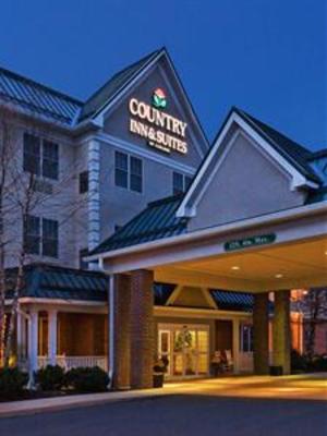 фото отеля Country Inn & Suites Lewisburg