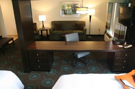 фото отеля Hampton Inn And Suites Wilder