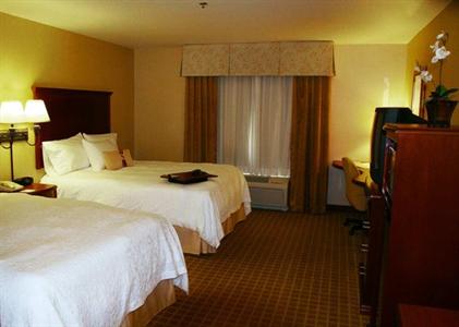 фото отеля Hampton Inn & Suites Redding