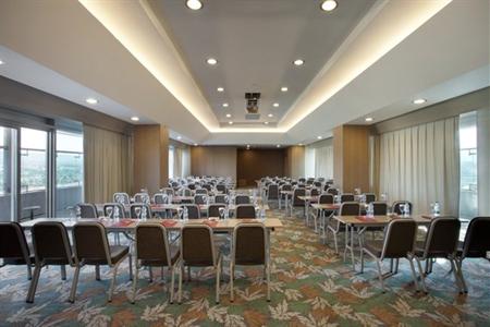 фото отеля Crowne Plaza Hotel Ankara