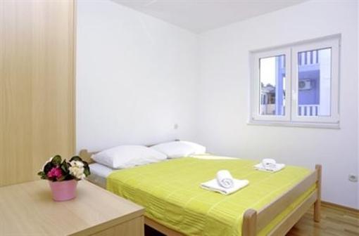 фото отеля Aparthotel Marina Beach Supetar