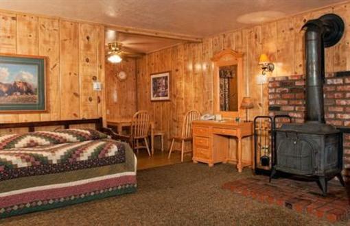 фото отеля June Lake Motel