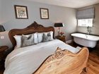 фото отеля White Hart Hotel Nettlebed