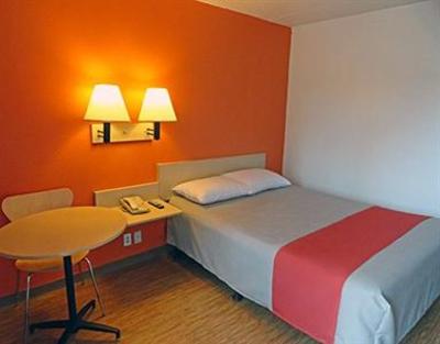 фото отеля Motel 6 Evansville