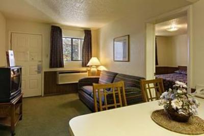 фото отеля Tulsa Extended Stay Inn & Suites