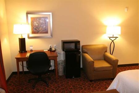 фото отеля Hampton Inn & Suites Brenham