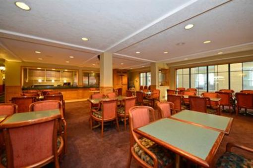 фото отеля Americas Best Value Inn & Suites Kalamazoo