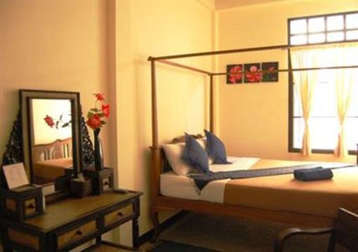 фото отеля Baan Say La Guesthouse Chiang Mai