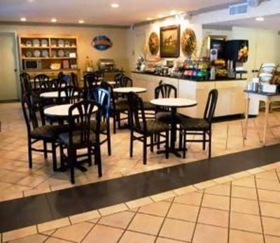фото отеля Baymont Inn & Suites Nashville Brentwood