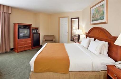 фото отеля Holiday Inn Express Kansas City - Westport Plaza