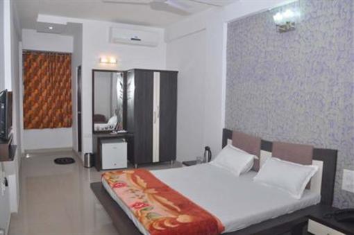 фото отеля Skylon Hotel Gandhinagar