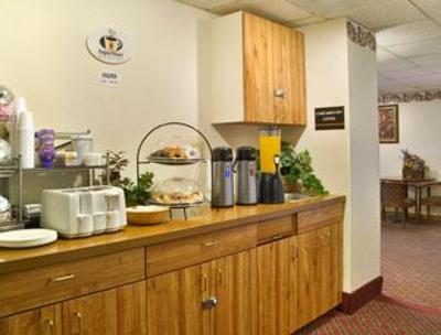 фото отеля Super 8 Auburn / Finger Lakes