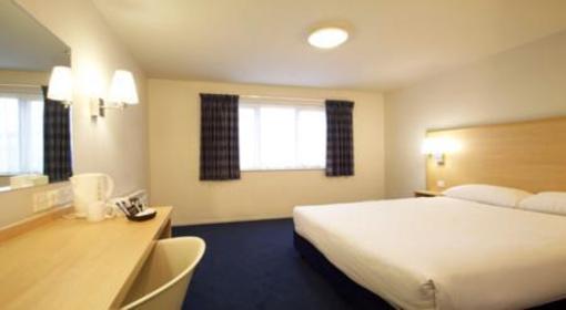 фото отеля Travelodge Hotel Birmingham Hilton Park Wolverhampton