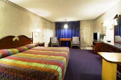 фото отеля Americas Best Value Inn & Suites Texarkana