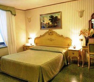 фото отеля Leonardo Hotel Venice