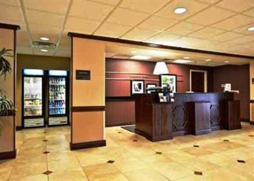 фото отеля Hampton Inn & Suites Muncie