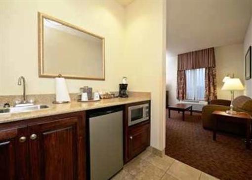 фото отеля Hampton Inn & Suites Muncie