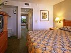 фото отеля Ramada Inn & Suites Costa Mesa Newport Beach