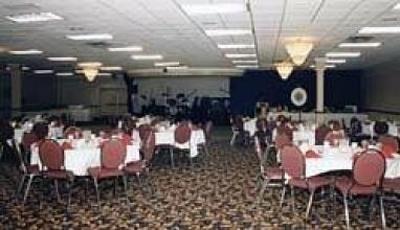 фото отеля Howard Johnson Plaza Sudbury